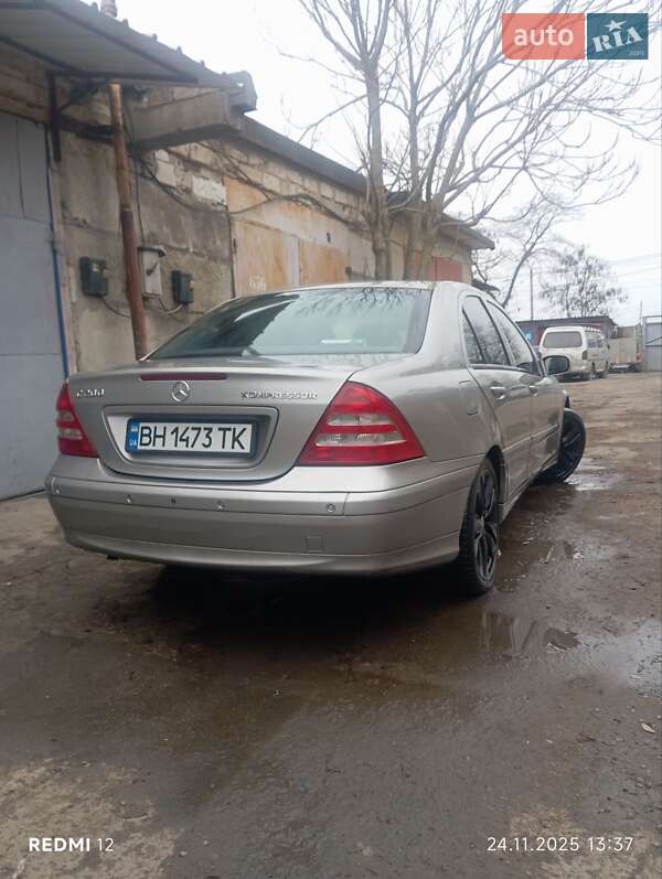 Седан Mercedes-Benz C-Class 2004 в Одесі