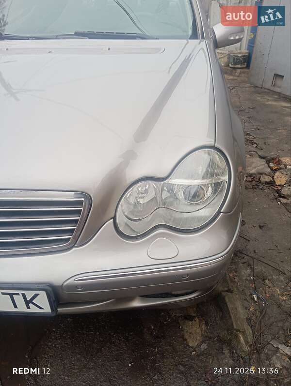 Седан Mercedes-Benz C-Class 2004 в Одесі