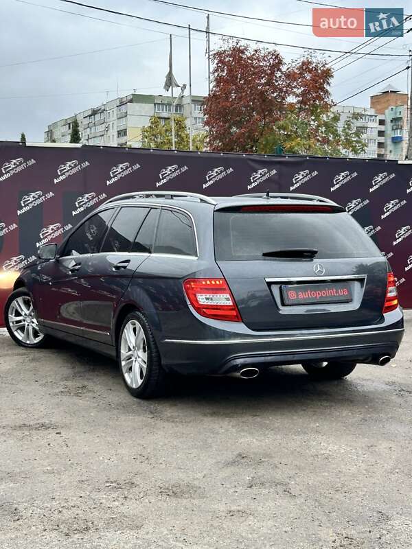 Універсал Mercedes-Benz C-Class 2012 в Сумах