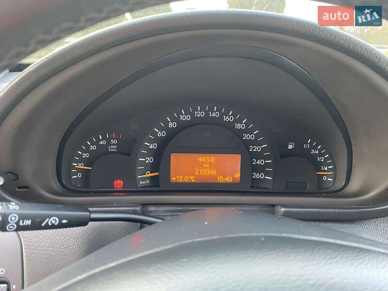 Седан Mercedes-Benz C-Class 2001 в Дубно