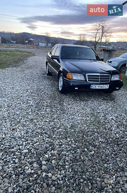 Седан Mercedes-Benz C-Class 1995 в Мигові
