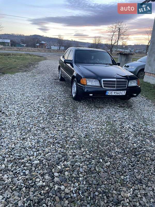 Mercedes-Benz C-Class 1995