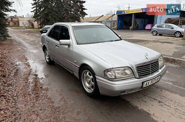 Седан Mercedes-Benz C-Class 1996 в Харькове