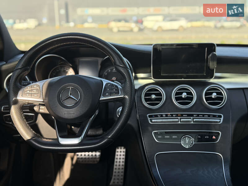 Седан Mercedes-Benz C-Class 2015 в Днепре
