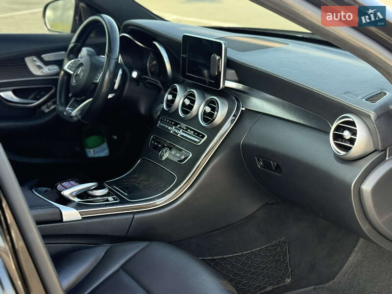 Седан Mercedes-Benz C-Class 2015 в Днепре