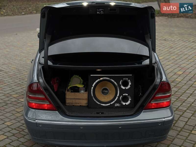 Седан Mercedes-Benz C-Class 2005 в Одесі