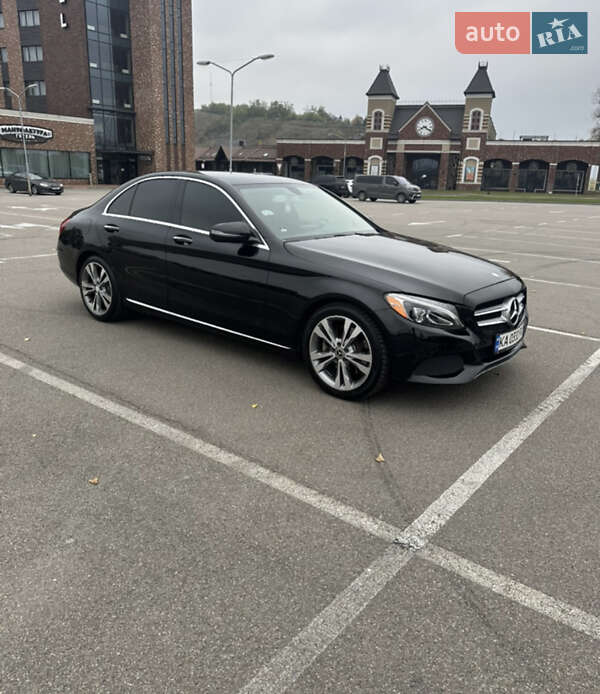 Седан Mercedes-Benz C-Class 2016 в Киеве