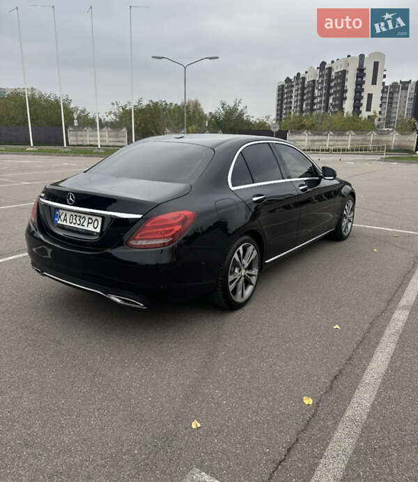 Седан Mercedes-Benz C-Class 2016 в Киеве