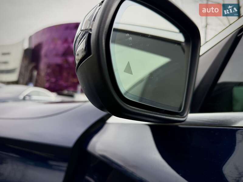 Седан Mercedes-Benz C-Class 2018 в Киеве