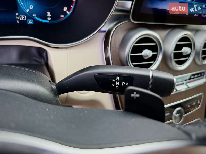 Седан Mercedes-Benz C-Class 2018 в Киеве