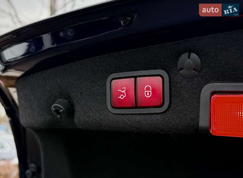 Седан Mercedes-Benz C-Class 2018 в Киеве