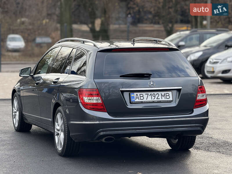Універсал Mercedes-Benz C-Class 2012 в Вінниці