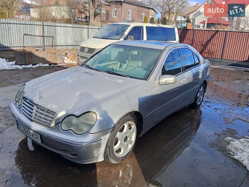 Седан Mercedes-Benz C-Class 2000 в Бориславе фото 2 Седан Mercedes-Benz C-Class 2000 в Бориславе