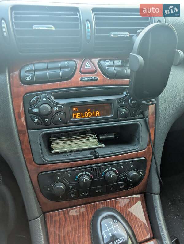 Седан Mercedes-Benz C-Class 2002 в Черкассах