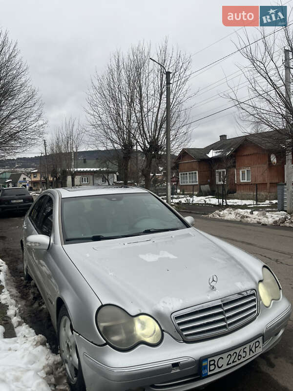 Седан Mercedes-Benz C-Class 2000 в Дрогобичі