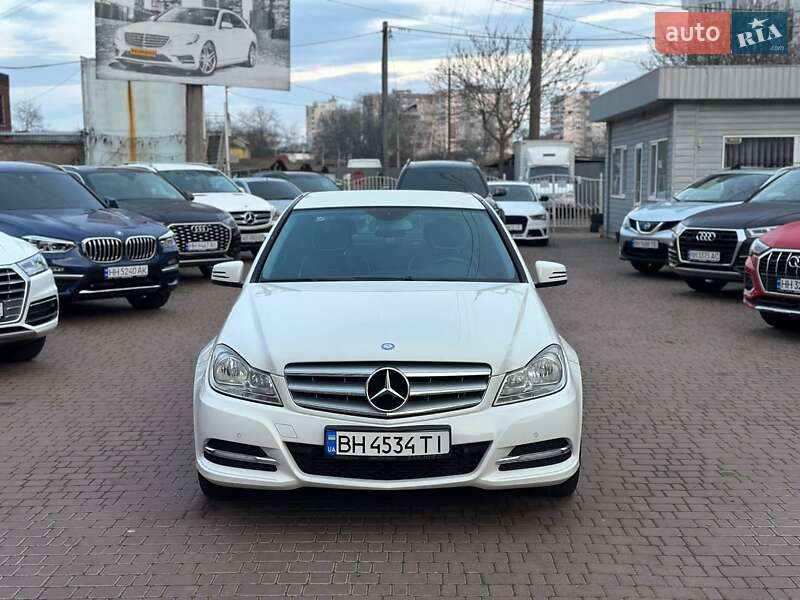 Седан Mercedes-Benz C-Class 2011 в Одесі