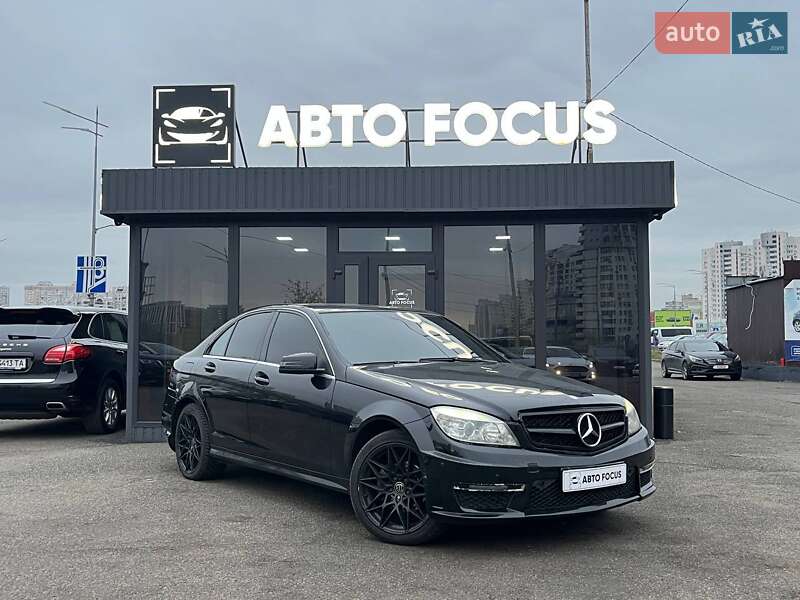 Mercedes-Benz C-Class 2010