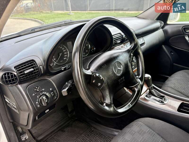 Універсал Mercedes-Benz C-Class 2007 в Одесі