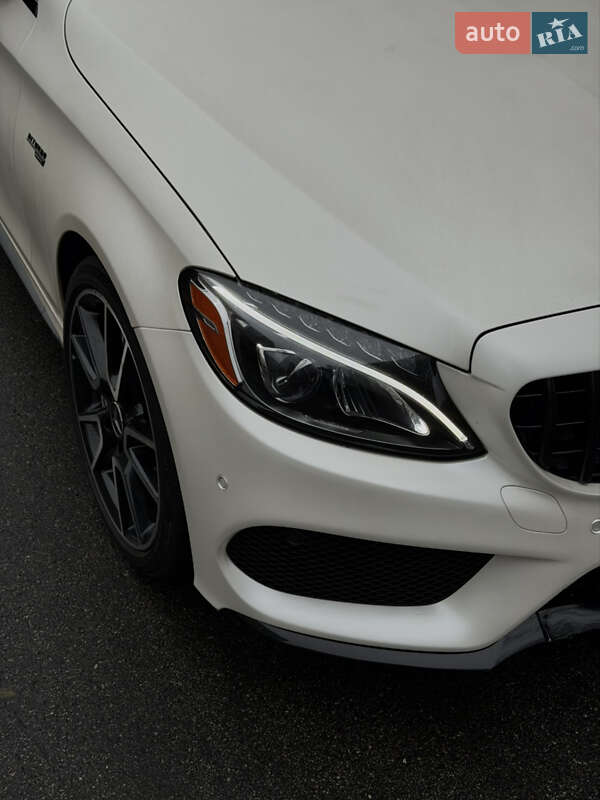 Седан Mercedes-Benz C-Class 2018 в Киеве