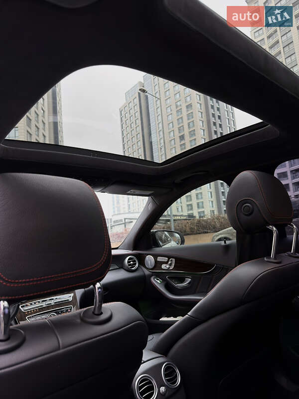 Седан Mercedes-Benz C-Class 2018 в Киеве