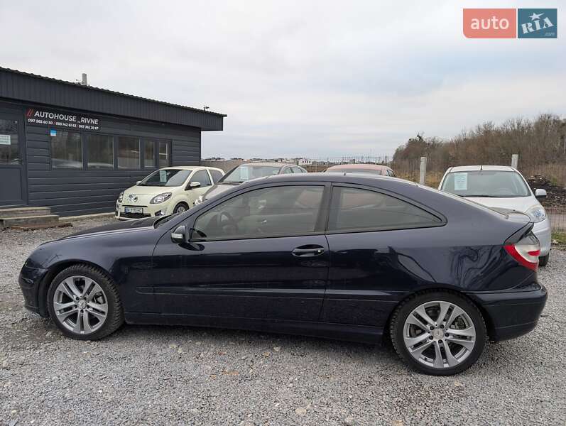 Купе Mercedes-Benz C-Class 2005 в Ровно