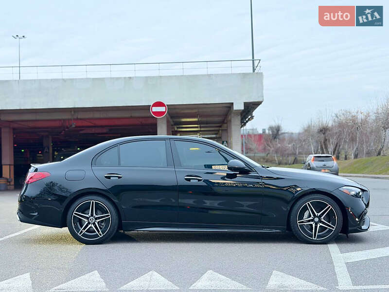 Седан Mercedes-Benz C-Class 2023 в Киеве
