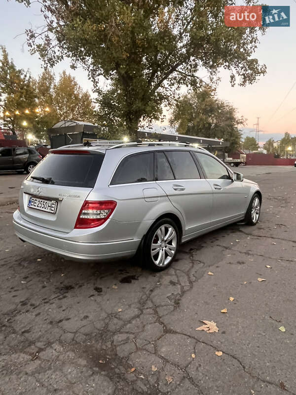 Універсал Mercedes-Benz C-Class 2009 в Миколаєві фото 4 Універсал Mercedes-Benz C-Class 2009 в Миколаєві