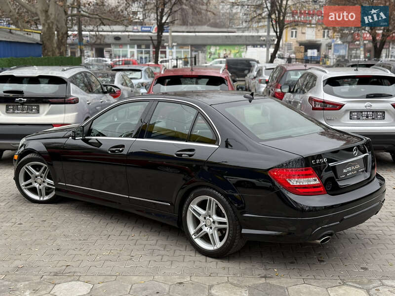 Седан Mercedes-Benz C-Class 2014 в Одессе