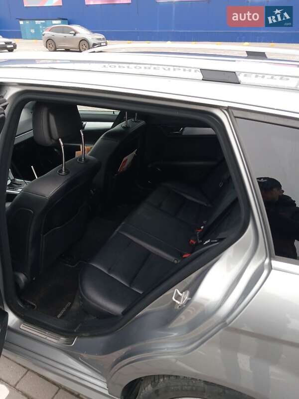 Универсал Mercedes-Benz C-Class 2010 в Ковеле
