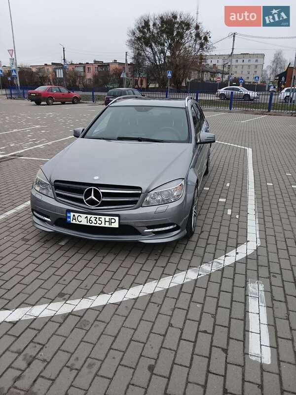 Универсал Mercedes-Benz C-Class 2010 в Ковеле