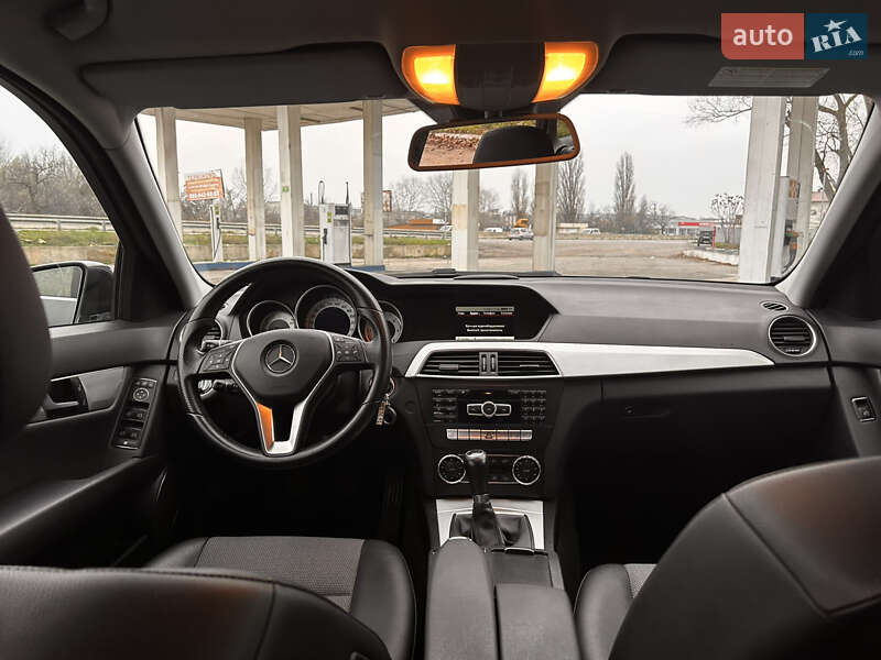 Универсал Mercedes-Benz C-Class 2013 в Одессе