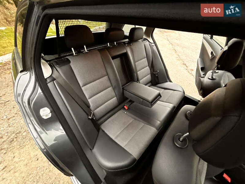 Универсал Mercedes-Benz C-Class 2013 в Одессе