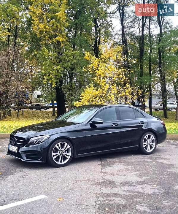 Седан Mercedes-Benz C-Class 2017 в Киеве