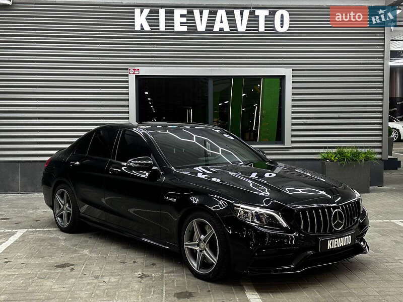Седан Mercedes-Benz C-Class 2016 в Киеве