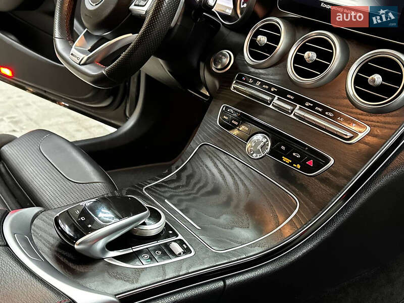 Седан Mercedes-Benz C-Class 2016 в Киеве
