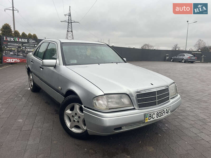 Седан Mercedes-Benz C-Class 1996 в Долине