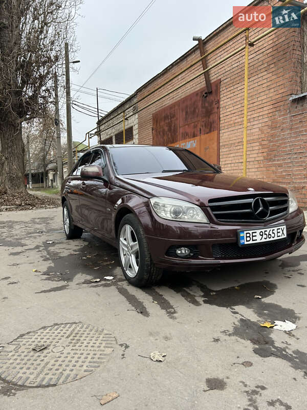 Mercedes-Benz C-Class 2007