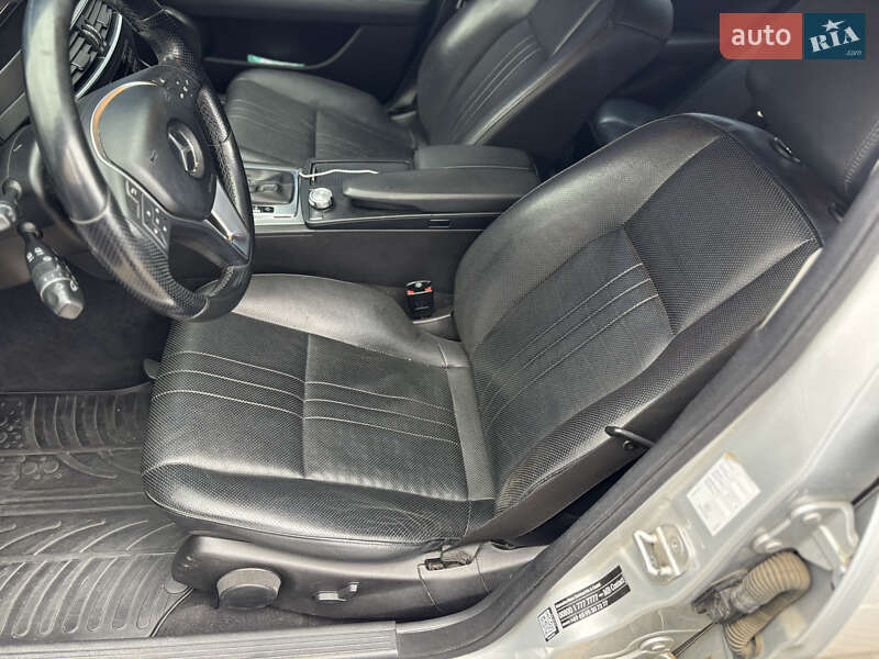 Универсал Mercedes-Benz C-Class 2012 в Ужгороде