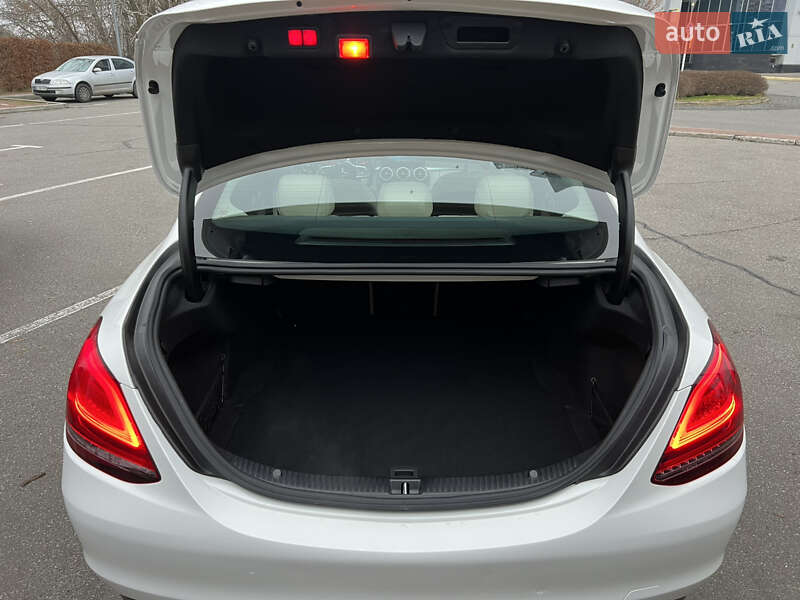 Седан Mercedes-Benz C-Class 2020 в Киеве