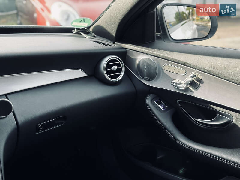 Універсал Mercedes-Benz C-Class 2019 в Одесі