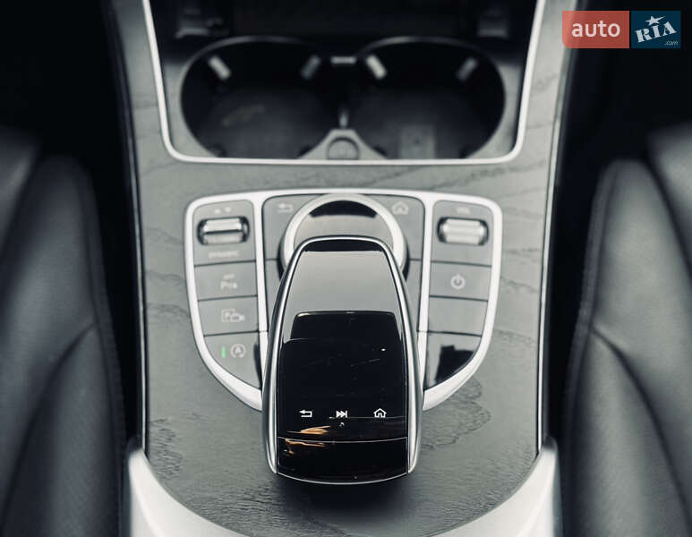 Універсал Mercedes-Benz C-Class 2019 в Одесі