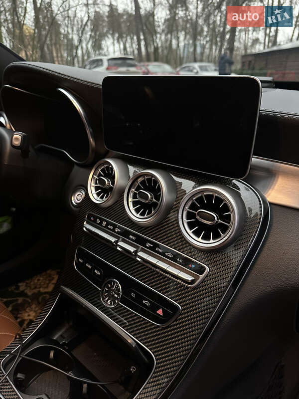 Седан Mercedes-Benz C-Class 2019 в Киеве фото 20 Седан Mercedes-Benz C-Class 2019 в Киеве