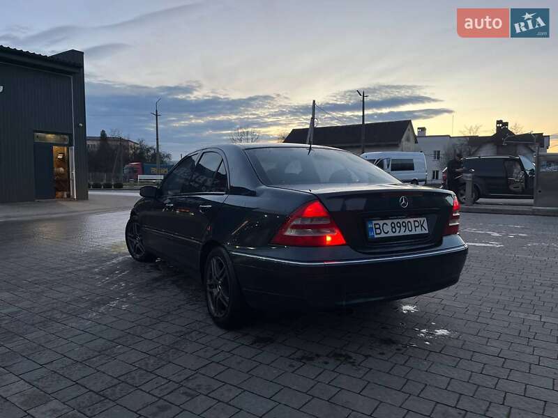 Седан Mercedes-Benz C-Class 2002 в Дрогобыче