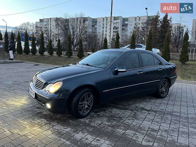 Mercedes-Benz C-Class 2002