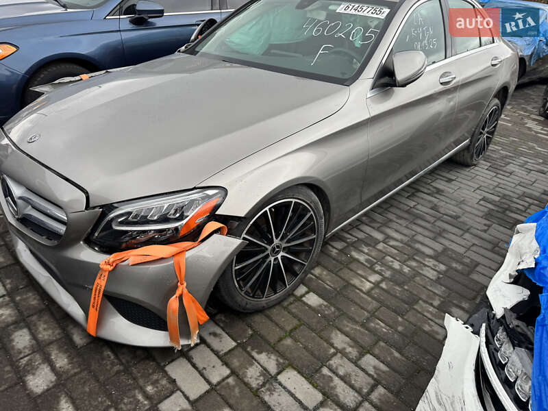 Седан Mercedes-Benz C-Class 2019 в Львові
