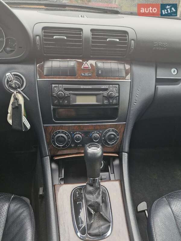 Универсал Mercedes-Benz C-Class 2005 в Верховине