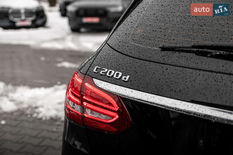 Універсал Mercedes-Benz C-Class 2017 в Львові фото 33 Універсал Mercedes-Benz C-Class 2017 в Львові