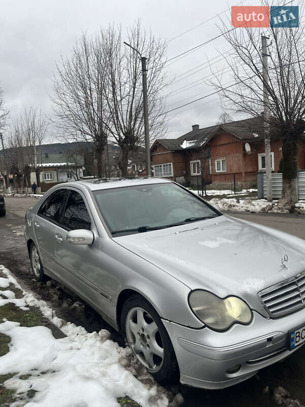 Седан Mercedes-Benz C-Class 2000 в Дрогобыче фото 28 Седан Mercedes-Benz C-Class 2000 в Дрогобыче