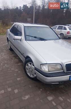 Седан Mercedes-Benz C-Class 1995 в Яворове