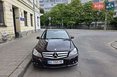 Универсал Mercedes-Benz C-Class 2011 в Львове